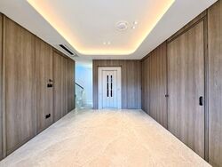 Opera Estate (D15), Terrace #559215841